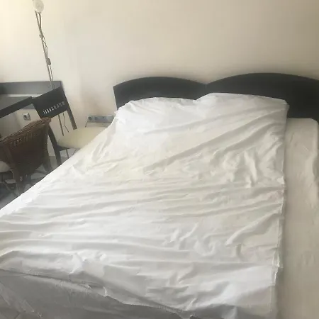 Daire First Line Argo - Studio King Bed Lozenets